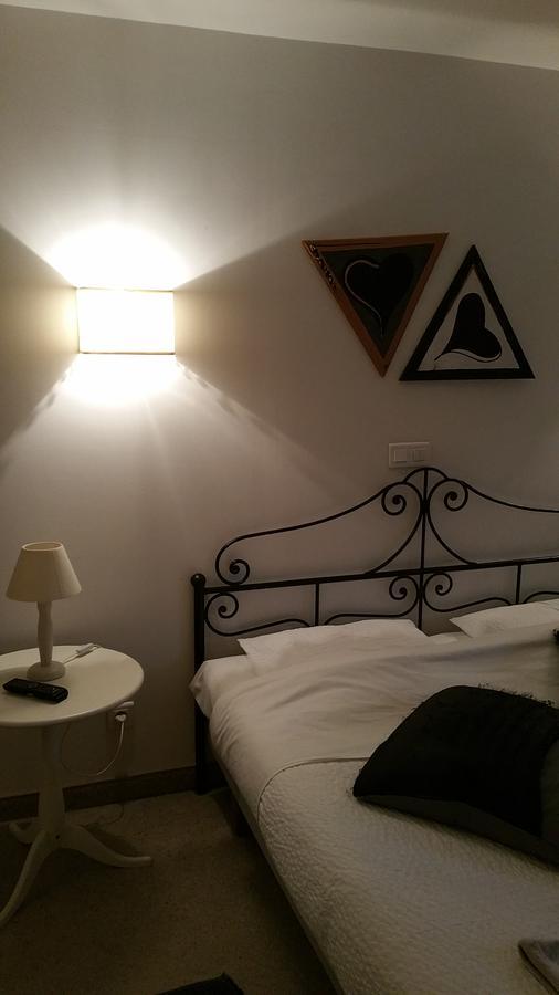 Chambres Touristiques La Cour Des Hotes Obernai Dış mekan fotoğraf