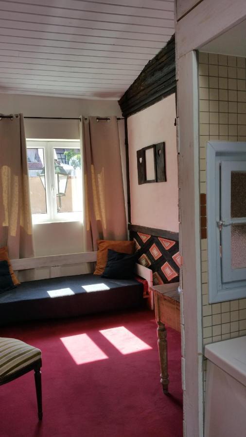 Chambres Touristiques La Cour Des Hotes Obernai Dış mekan fotoğraf